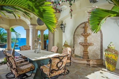 Luxury Villa Photo #19