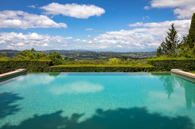 Luxury Villa Photo #2