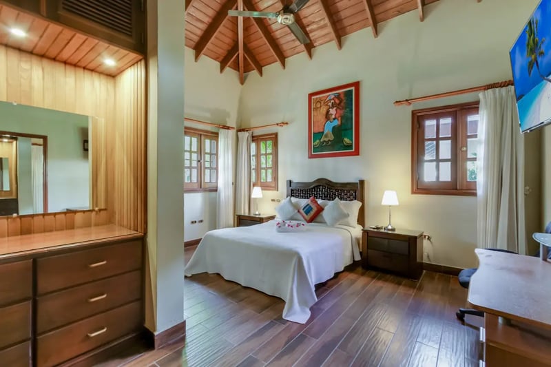 Tropical Oasis Villa