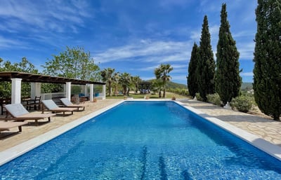 Luxury Villa Photo #5