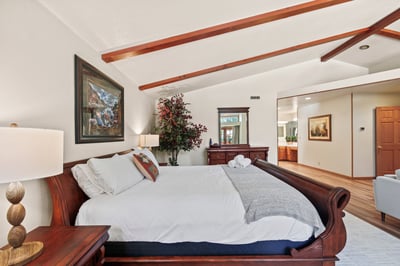 Luxury Villa Photo #19