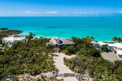 Luxury Villa Photo #6