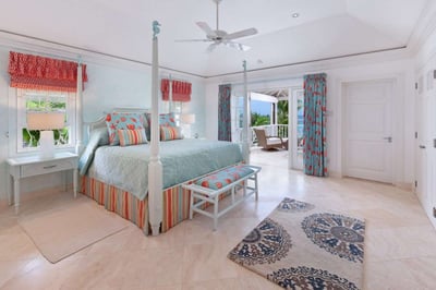 Luxury Villa Photo #10