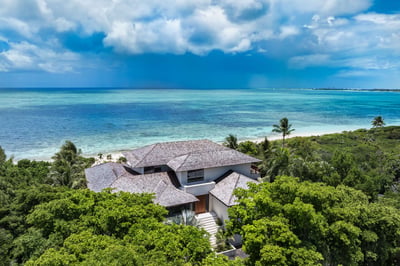 Luxury Villa Photo #58