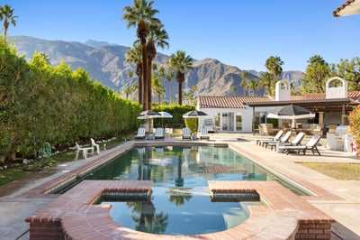 Luxury Villa Photo #2