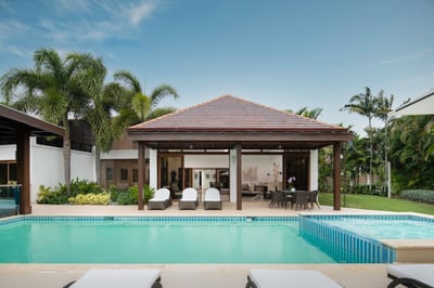 Luxury Villa Photo #2