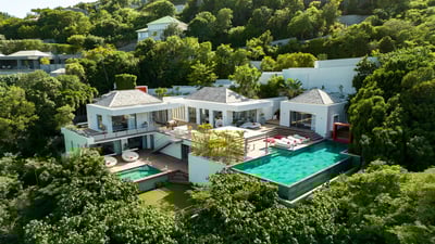 Luxury Villa Photo #2