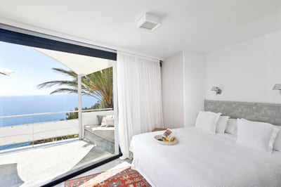 Luxury Villa Photo #29