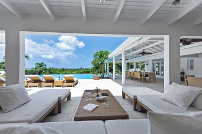 Luxury Villa Photo #13