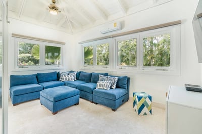 Luxury Villa Photo #16