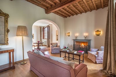 Luxury Villa Photo #9