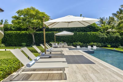 Villa Mariposa - Golfview Luxury Estate
