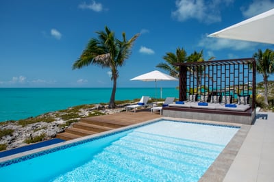 Luxury Villa Photo #9