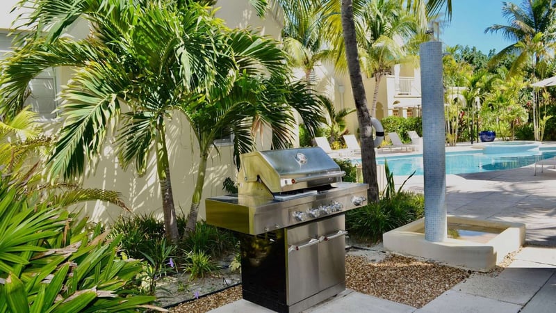 1 BDM Bungalow at Windsong Resort