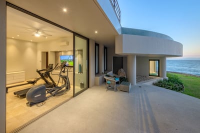 Luxury Villa Photo #60