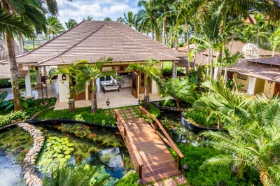Luxury Villa Photo #10