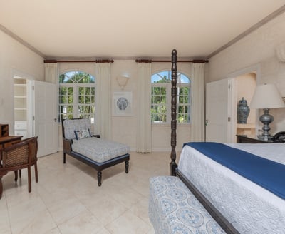 Luxury Villa Photo #42