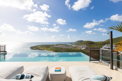 Luxury Villa Photo #3