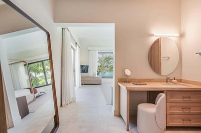 Luxury Villa Photo #42