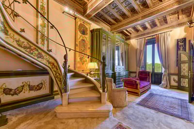 Luxury Villa Photo #14