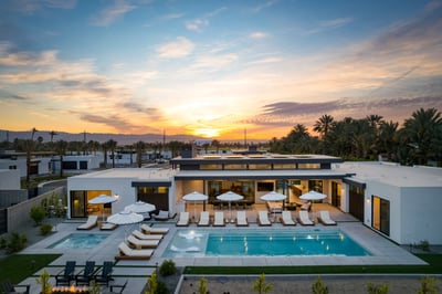 Luxury Villa Photo #4