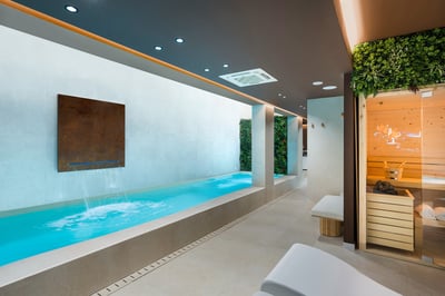 Luxury Villa Photo #23