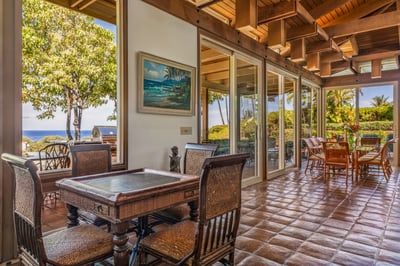 Luxury Villa Photo #17
