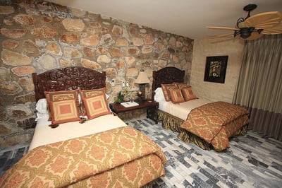Luxury Villa Photo #17