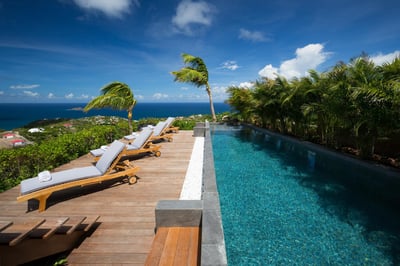 Luxury Villa Photo #4