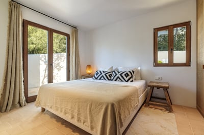 Luxury Villa Photo #31