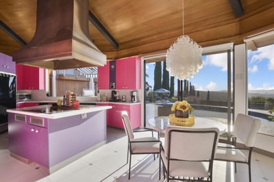 Luxury Villa Photo #42