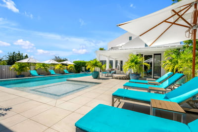 Luxury Villa Photo #5