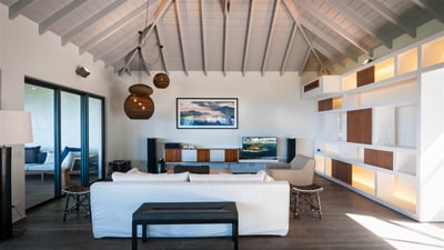 Luxury Villa Photo #17