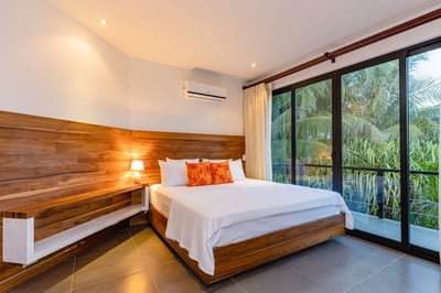 Luxury Villa Photo #27