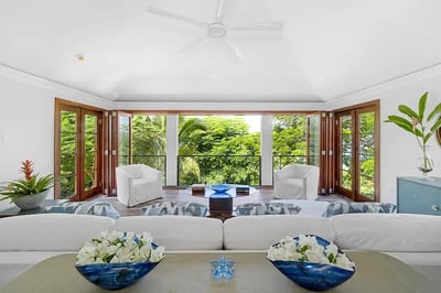 Luxury Villa Photo #38