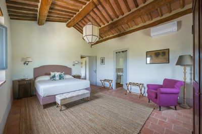 Luxury Villa Photo #21