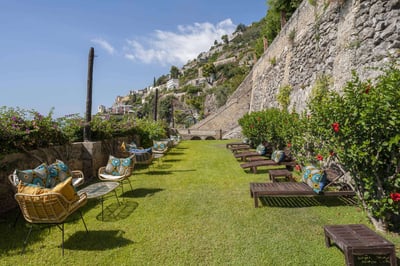 Luxury Villa Photo #19