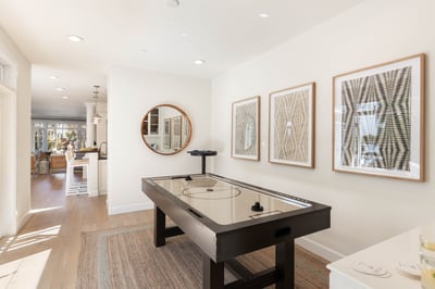 Luxury Villa Photo #13