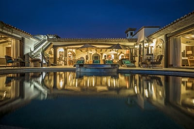 Luxury Villa Photo #6