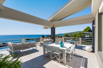 Luxury Villa Photo #13
