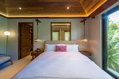 Luxury Villa Photo #50