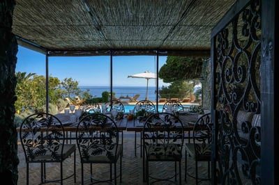 Luxury Villa Photo #6