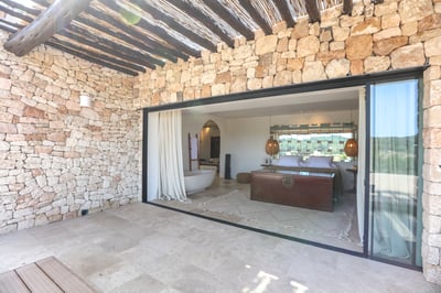 Luxury Villa Photo #33