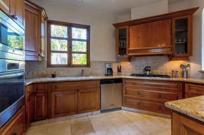 Luxury Villa Photo #11