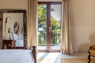 Luxury Villa Photo #33