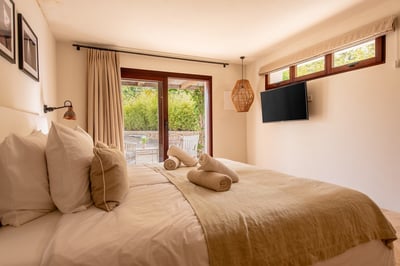 Luxury Villa Photo #23