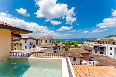 Luxury Villa Photo #3