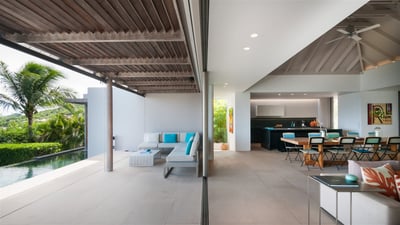 Luxury Villa Photo #9