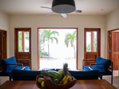 Luxury Villa Photo #17