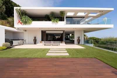 Luxury Villa Photo #7